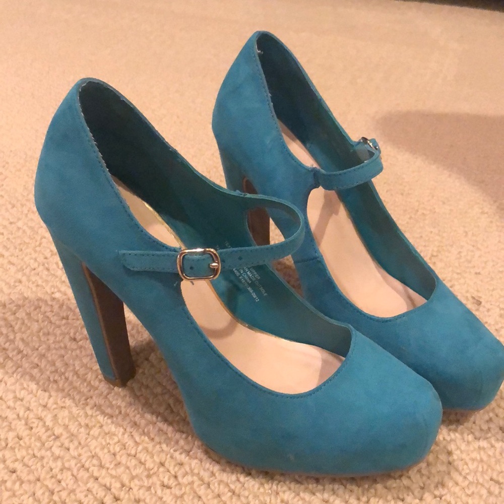 Teal Pumps